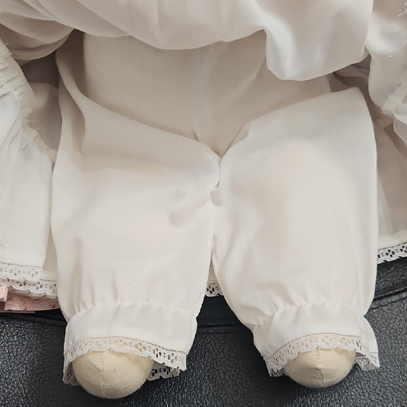 Vintage Porcelain Doll in Pink Dress - Picture 9 of 14